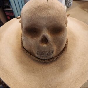Western Outlaw Hat